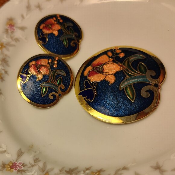 Vtg Cloisonne Enameled Round Floral Butterfly Brooch And Earring Set Navy - Picture 2 of 6
